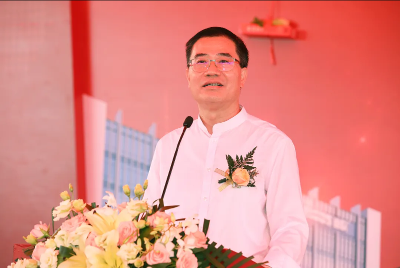 广东省家具协会会长王克发表讲话
